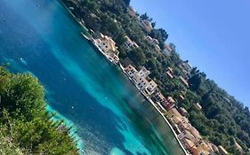 Spyros Aronis Apartments